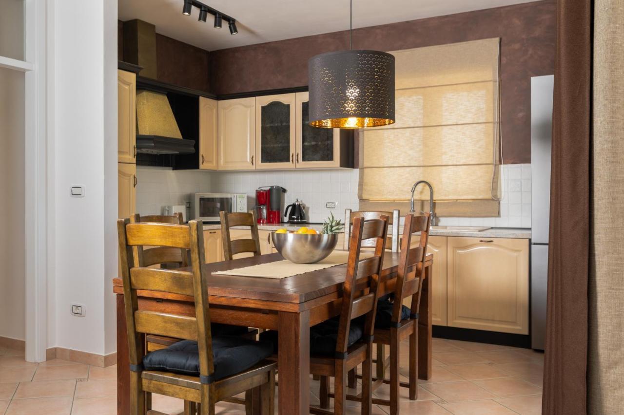 לאבין Villa Vires מראה חיצוני תמונה