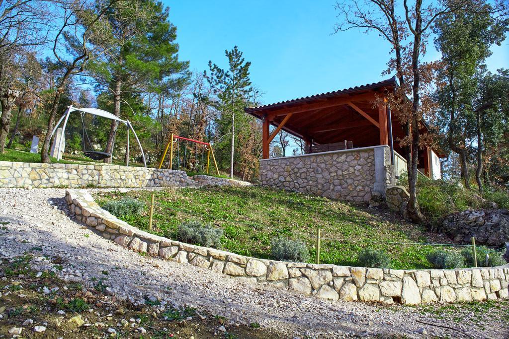 לאבין Villa Vires מראה חיצוני תמונה