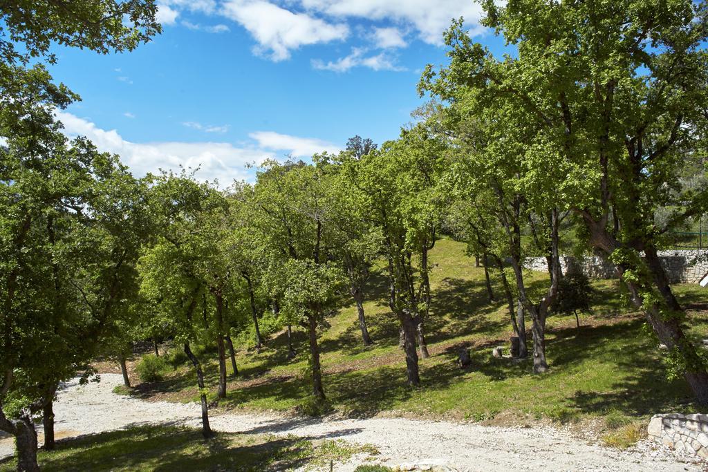 לאבין Villa Vires מראה חיצוני תמונה